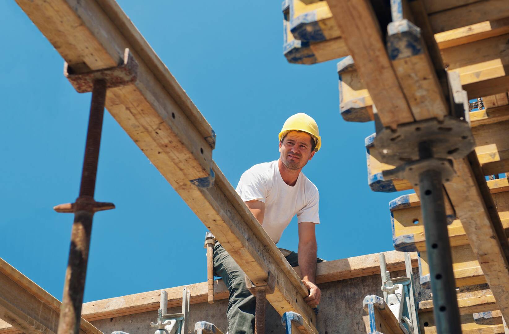 Ideal Hardware & Window Repair